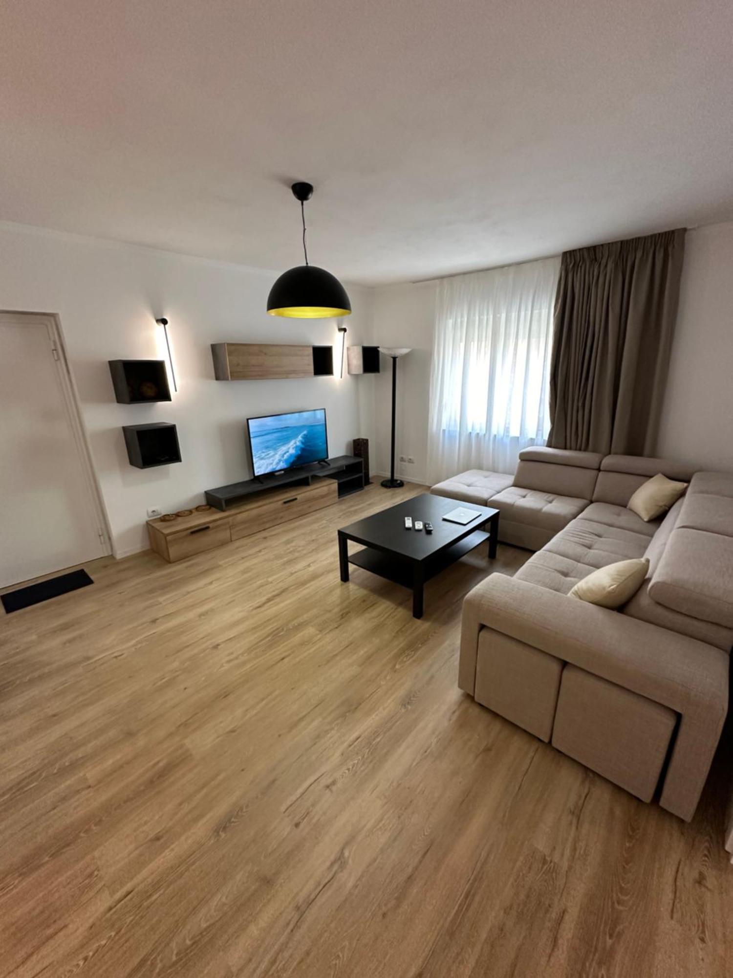 New Bazaar Studios Тирана Экстерьер фото